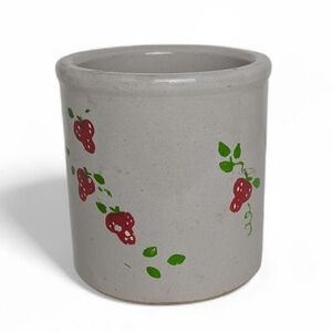 RRP Roseville Pottery Strawberry Crock Small